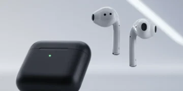 AirPods Pro 3 com estojo de carregamento MagSafe, destacando o design elegante e a tecnologia avançada.